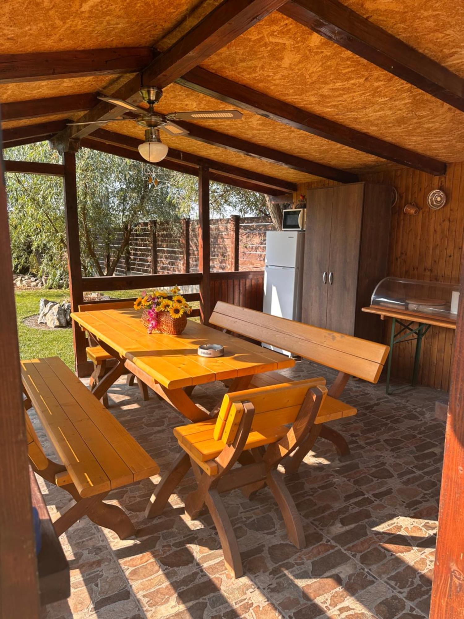 Hotel Casa Carp Calarasi Extérieur photo